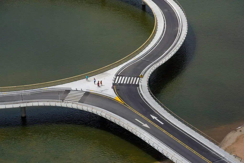 الجسر بشكله الدائري في الأوروغواي