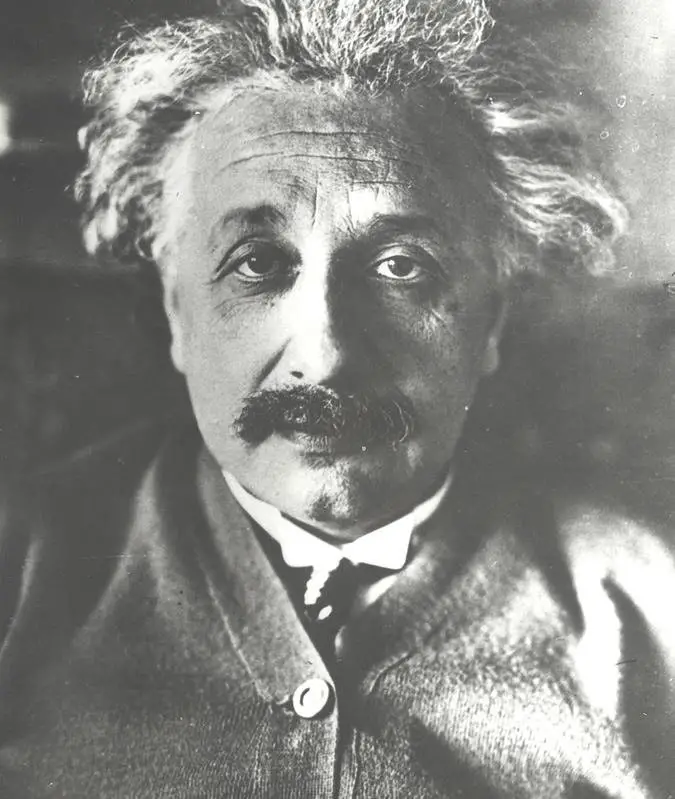 آلبرت آينشتاين