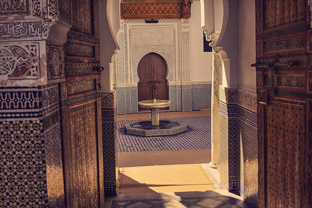 مشاهد من فن العمارة الإسلامية