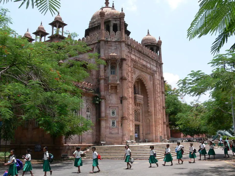 صورة للمتحف الوطني للفنون في مدينة (تشيناي)، الهند.