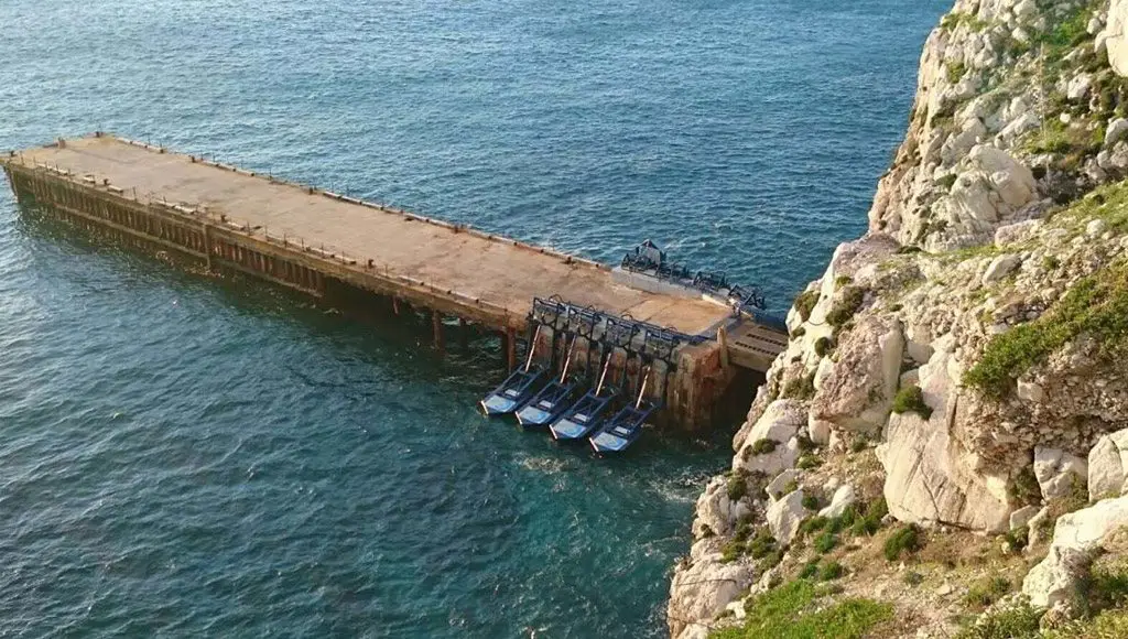 محطة توليد الطاقة باستخدام أمواج البحر في مضيق جبل الطارق