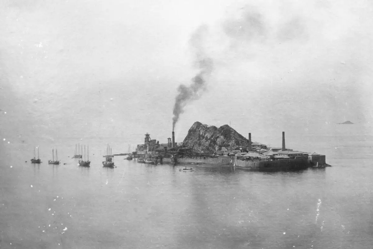 جزيرة (هاشيما) سنة 1905