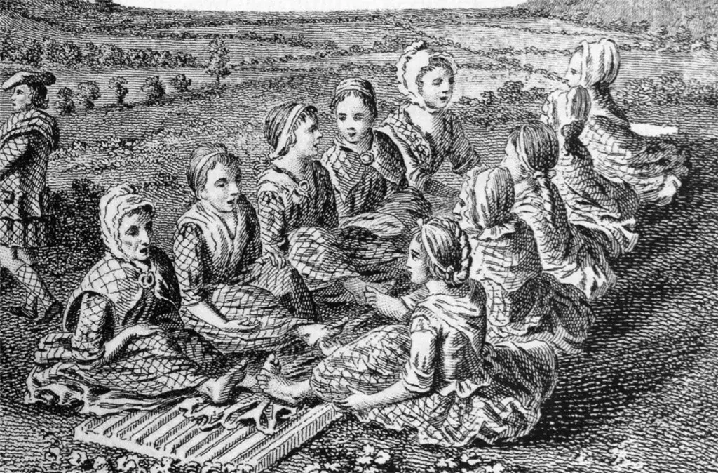 رسم يبين نساء إسكتلنديات يقمن بتليين الملابس بأرجلهن بينما يغنين.