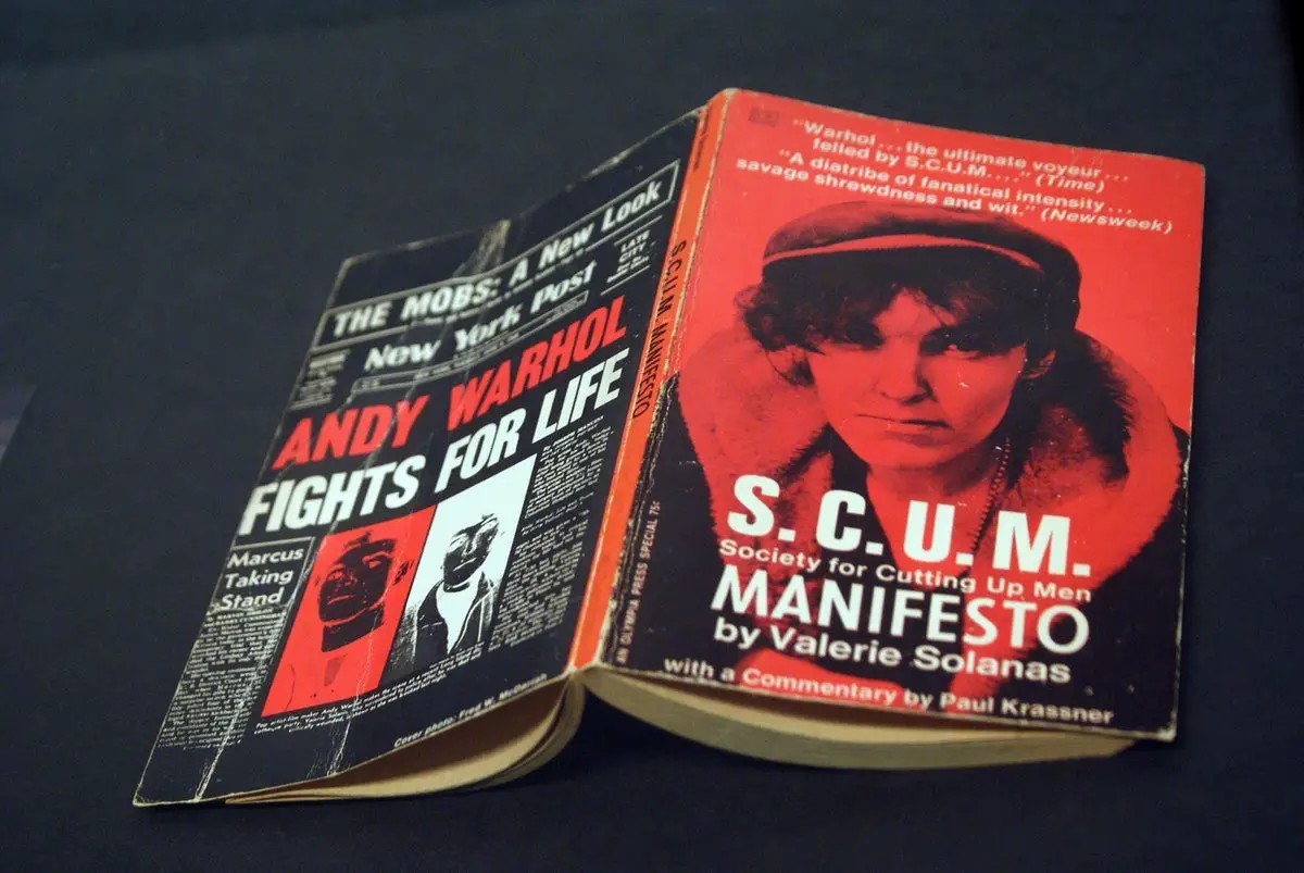 كتاب S.C.U.M Manifesto 