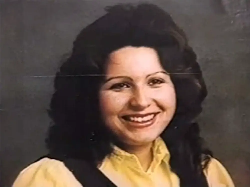 (غلوريا راميريز) قبل وفاتها في سنة 1994.