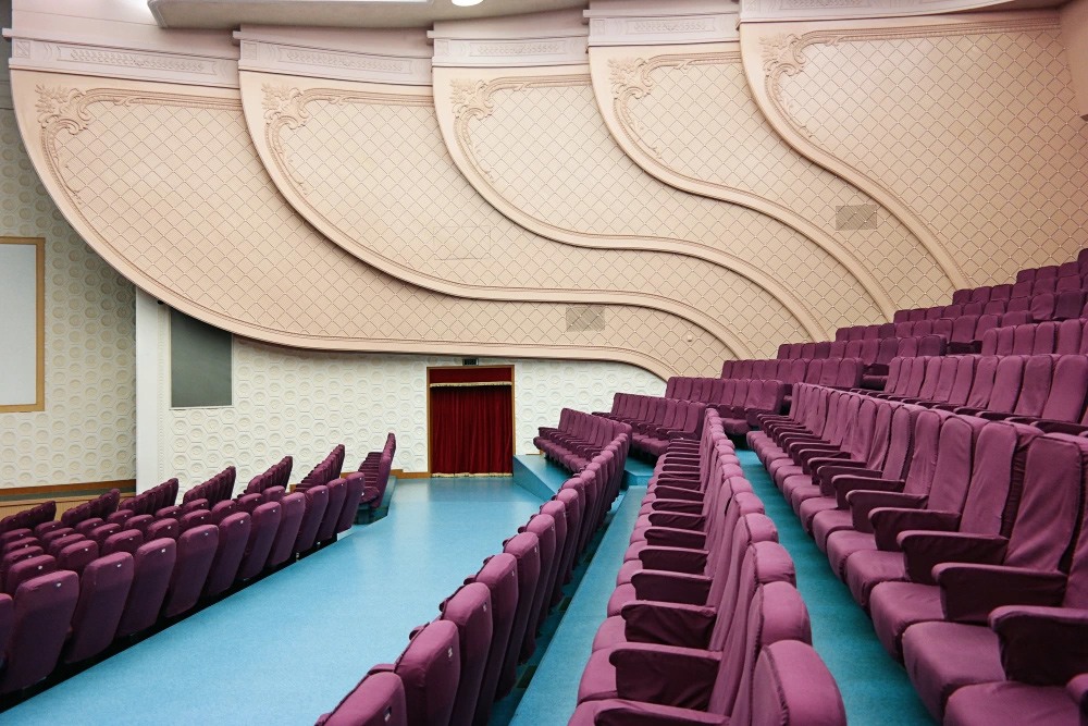 المسرح الكبير في شرق بيونغيانغ