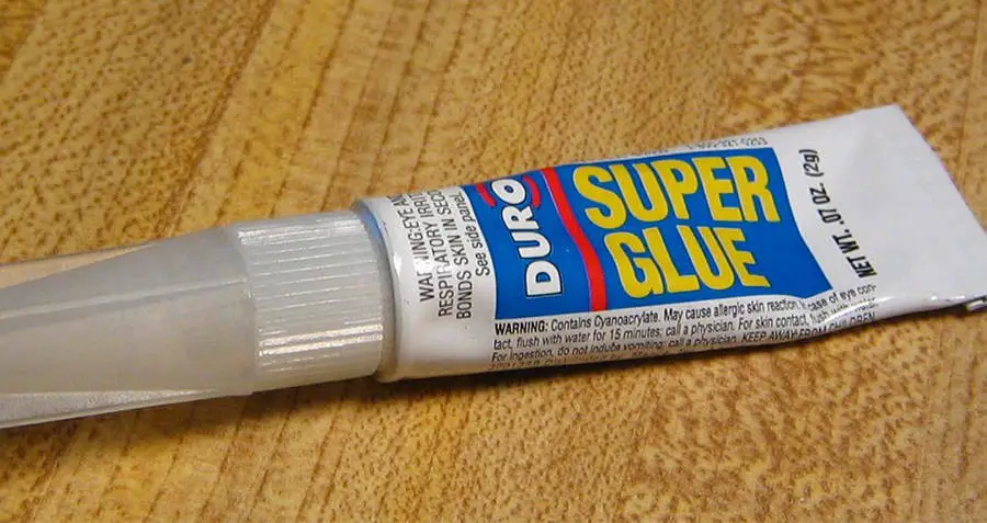  الغراء السريع Super Glue