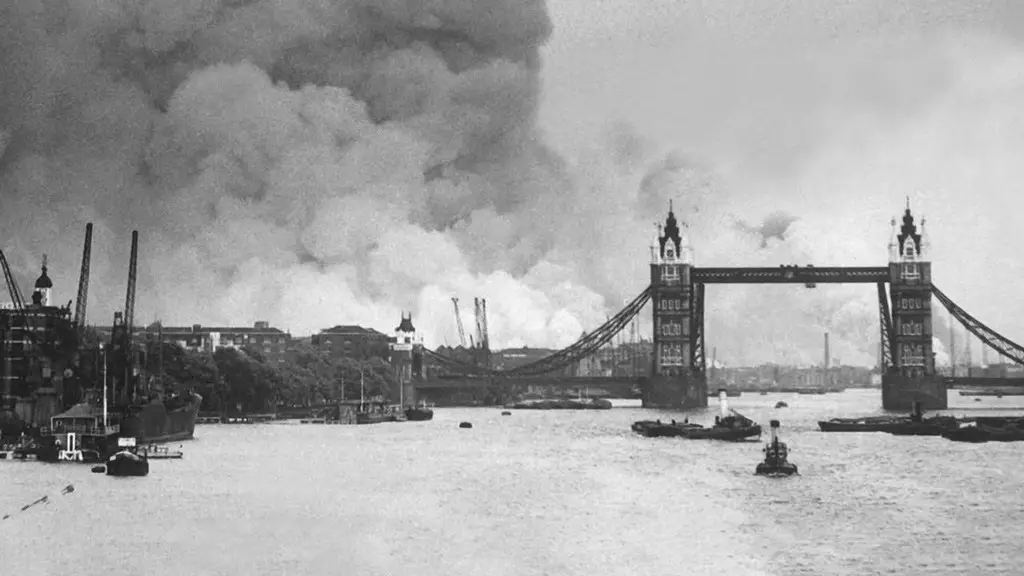 قصف لندن إبان الحرب العالمية الثانية