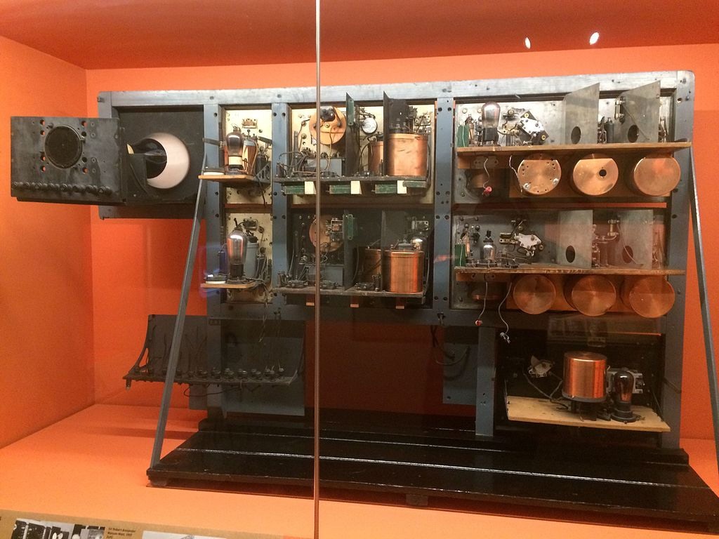 أول وحدة رادار قابلة للاشتغال من صنع (روبرت واتسون وات) وفريقه.