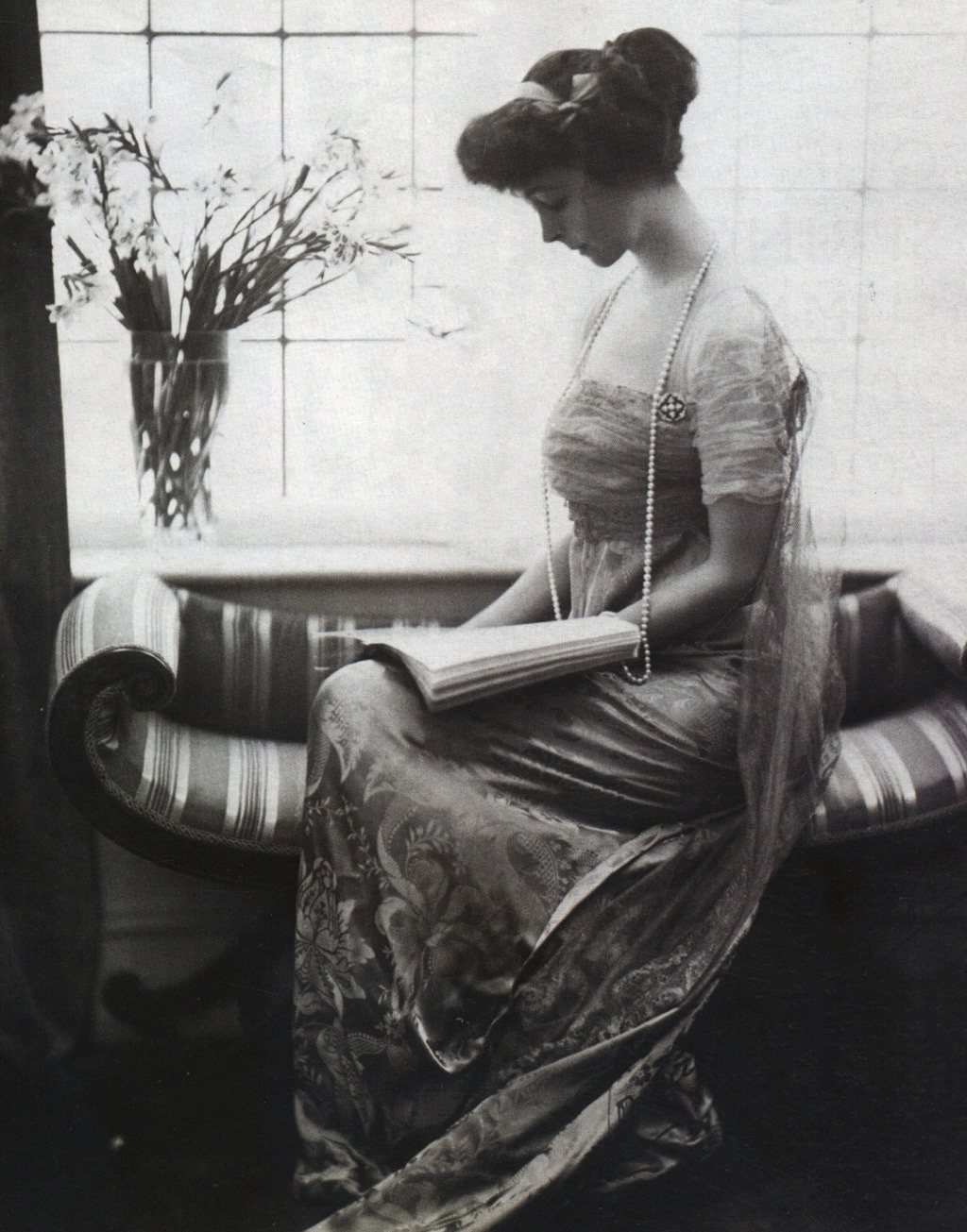 (كونسويلو فاندربيلت) في يوم زفافها في سنة 1910. صرزة: Wikimedia Commons