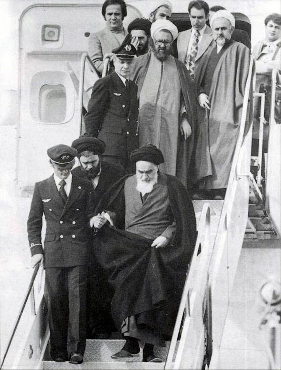 16 حقيقة تسمع بها لأول مرة حول الثورة الإسلامية الإيرانية وكيف غيرت تاريخ العالم