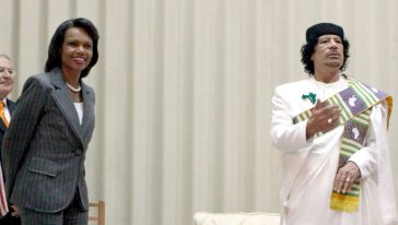 القذافي وكوندوليزا رايس