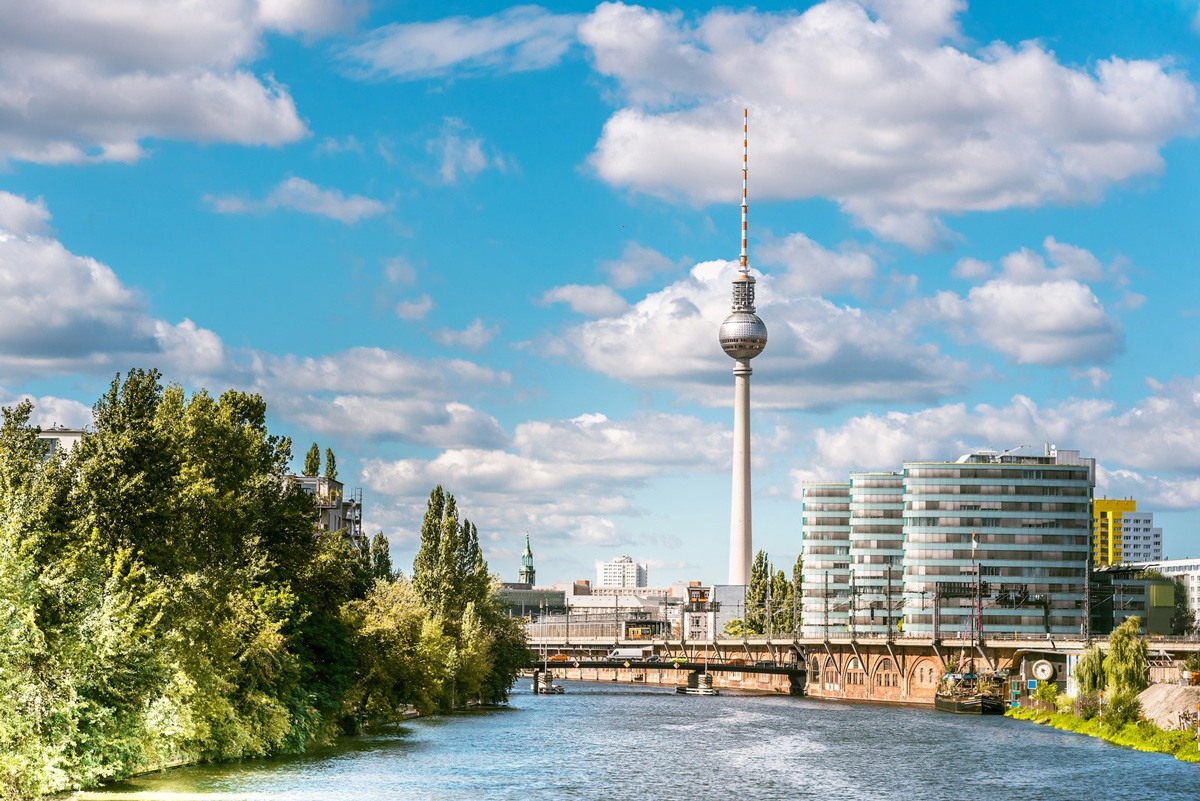 مبنى التلفاز Fernsehturm في برلين. صورة: Golero/Getty Images