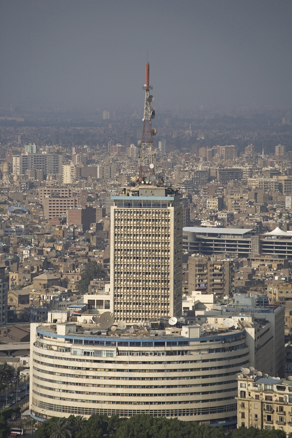 مقر الإذاعة والتلفزيون في القاهرة. صورة: Julian Love/Getty Images