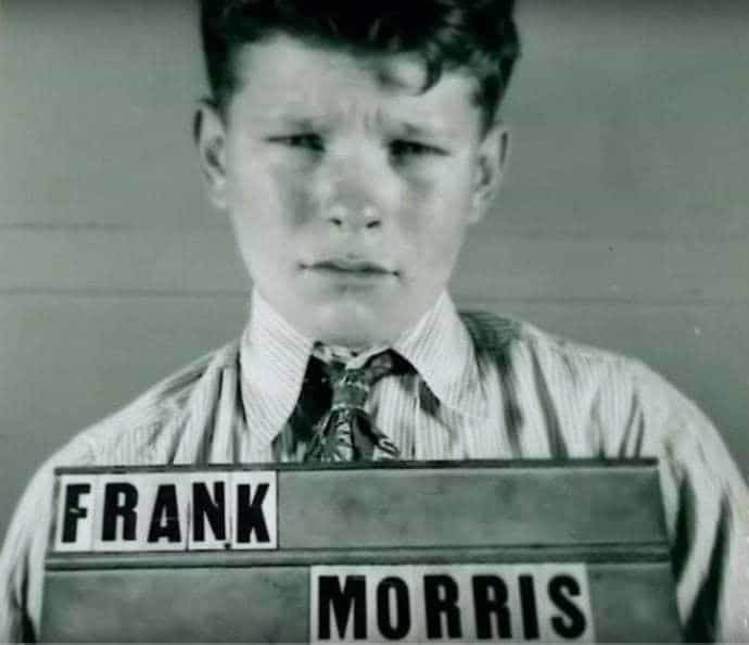 واحدة من أوائل صور الاعتقال القديمة الخاصة بـ(فرانك موريس).