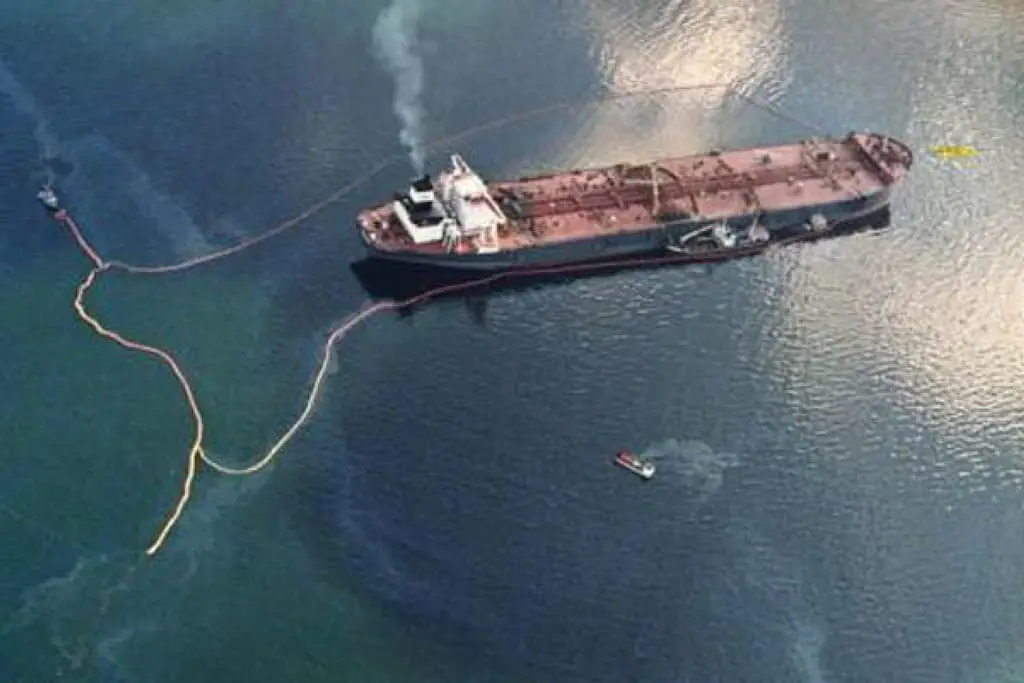 حادثة التسرب النفطي في الخليج.