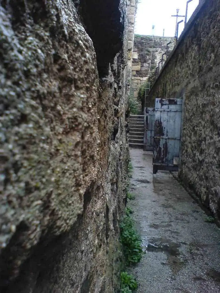 12- سجن قلعة (سينوب) في تركيا: