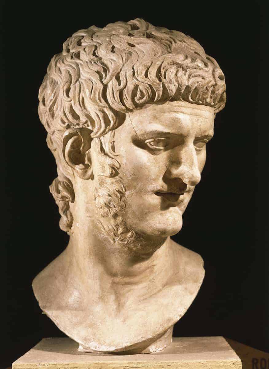الإمبراطور الروماني نيرو
