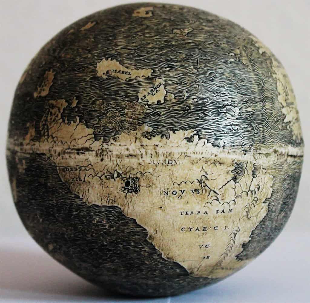 3- أقدم مجسم لكوكب الأرض بخريطة العالم الجديد: