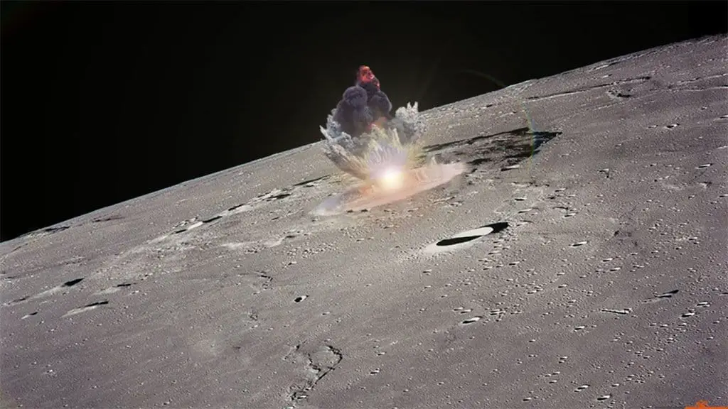 تفجير قنبلة نووية على القمر.
