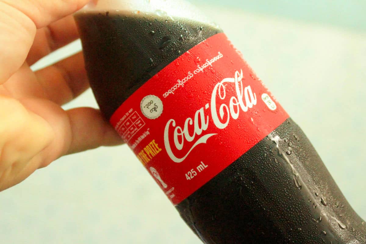 كوكاكولا التي يتم إنتاجها في ميانمار