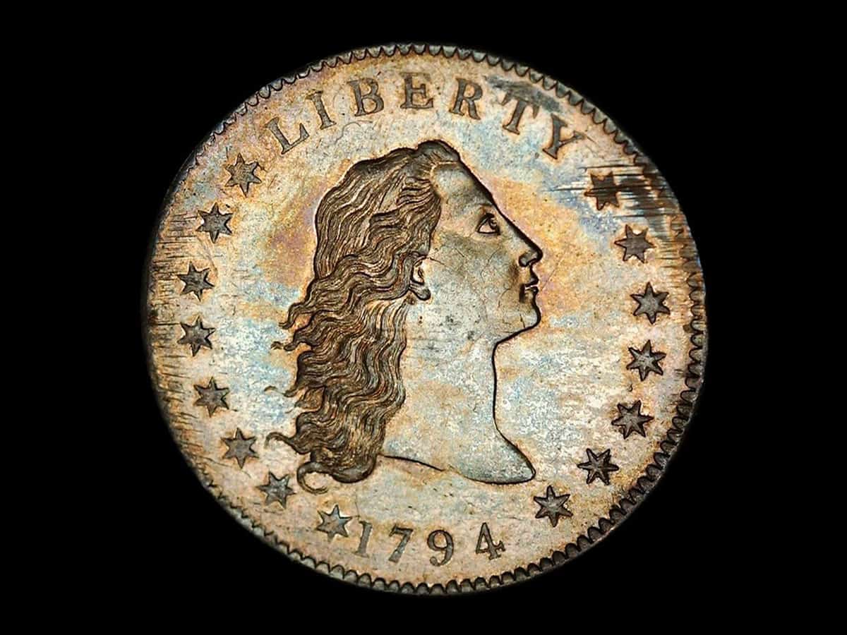 تُعتبر هذه العملة المعدنية بمثابة ”الكأس المقدس“ للدولار الأمريكي، فهي من أوائل العملات التي سُكت في تاريخ أميريكا. صورة: Rare Coin Wholesalers/Getty Images