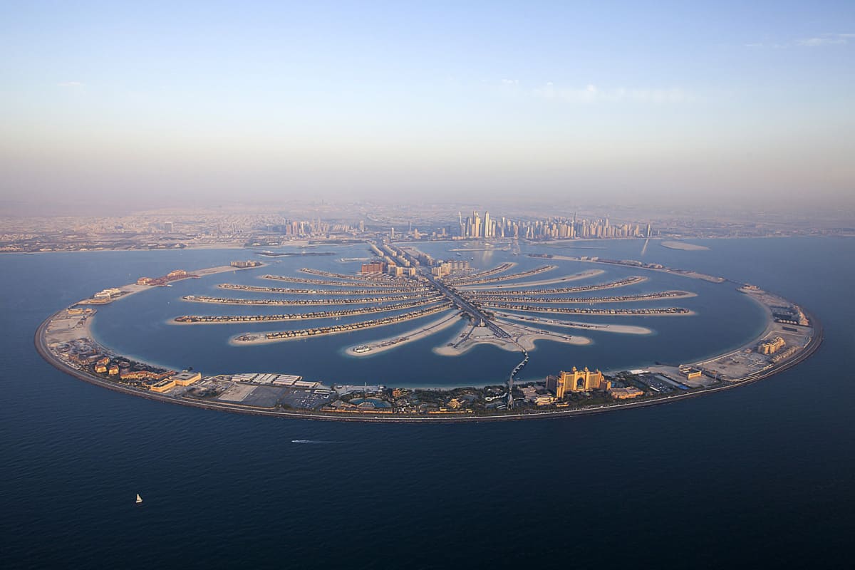 جزيرة نخلة جميرة في إمارة دبي.