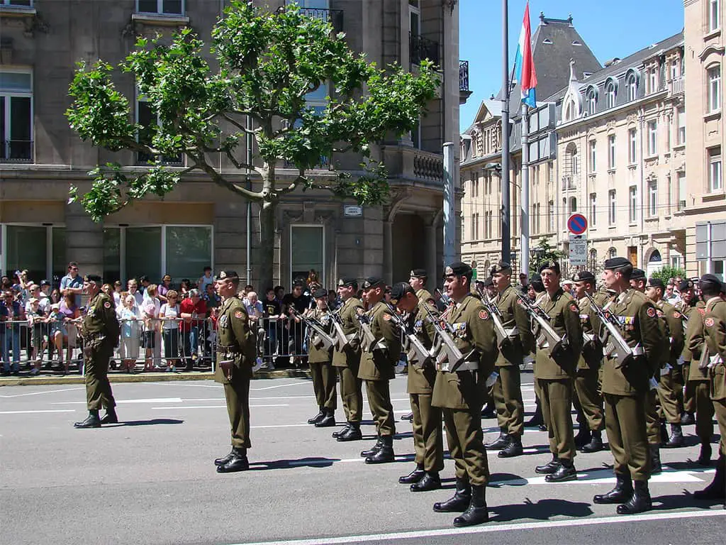 جيش لوكسمبرغ في عيده الوطني.